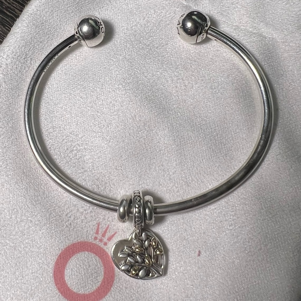 PANDORA Open Bangle Size 2 Medium w/ Family tree charm GURANTEED AUTHENTIC!